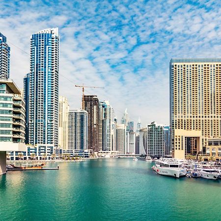 Step Into Serenity - Discover Modern Living In 1Br Apartment With Panoramic Views In Dubai Marina Near Jbr Walk, Beach And Bla Bla Club Buitenkant foto